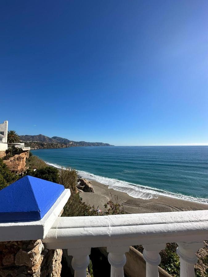 Tiyoweh Apartamento Nerja Exterior foto