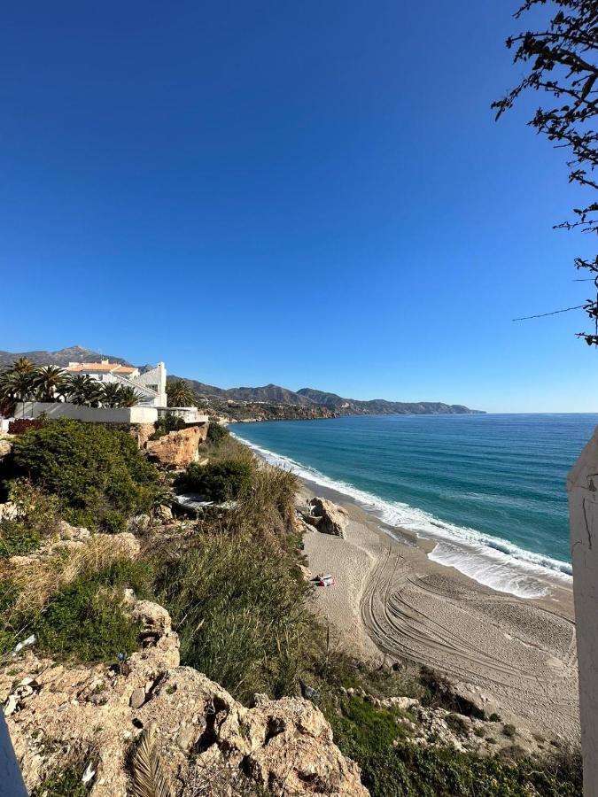 Tiyoweh Apartamento Nerja Exterior foto